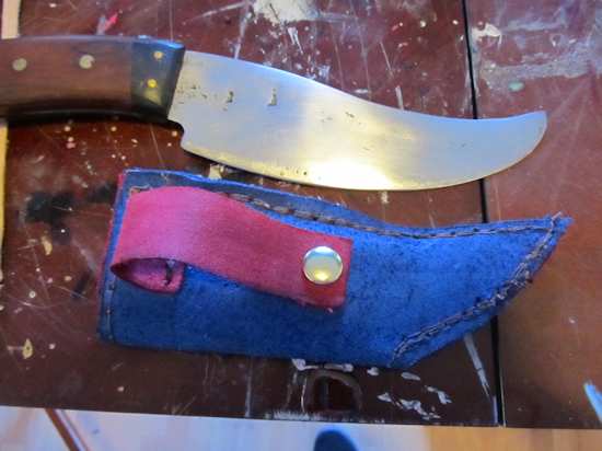The completed knife sheath