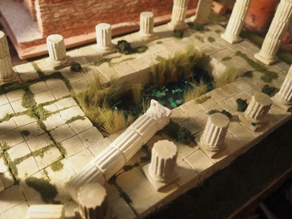 The Roman Temple diorama