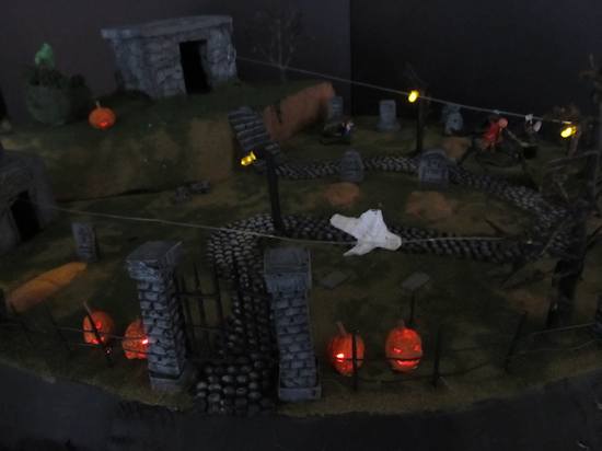The completed halloween diorama