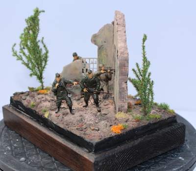 The miniature soldiers