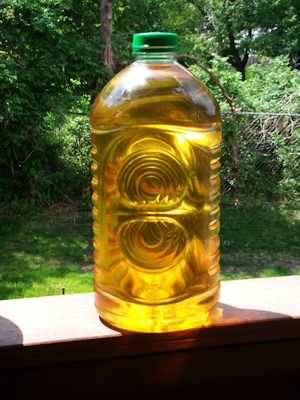 Golden colored mead