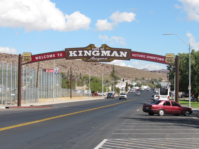 street sign entering kingman arizona 