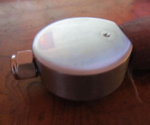 Side view of the pommel